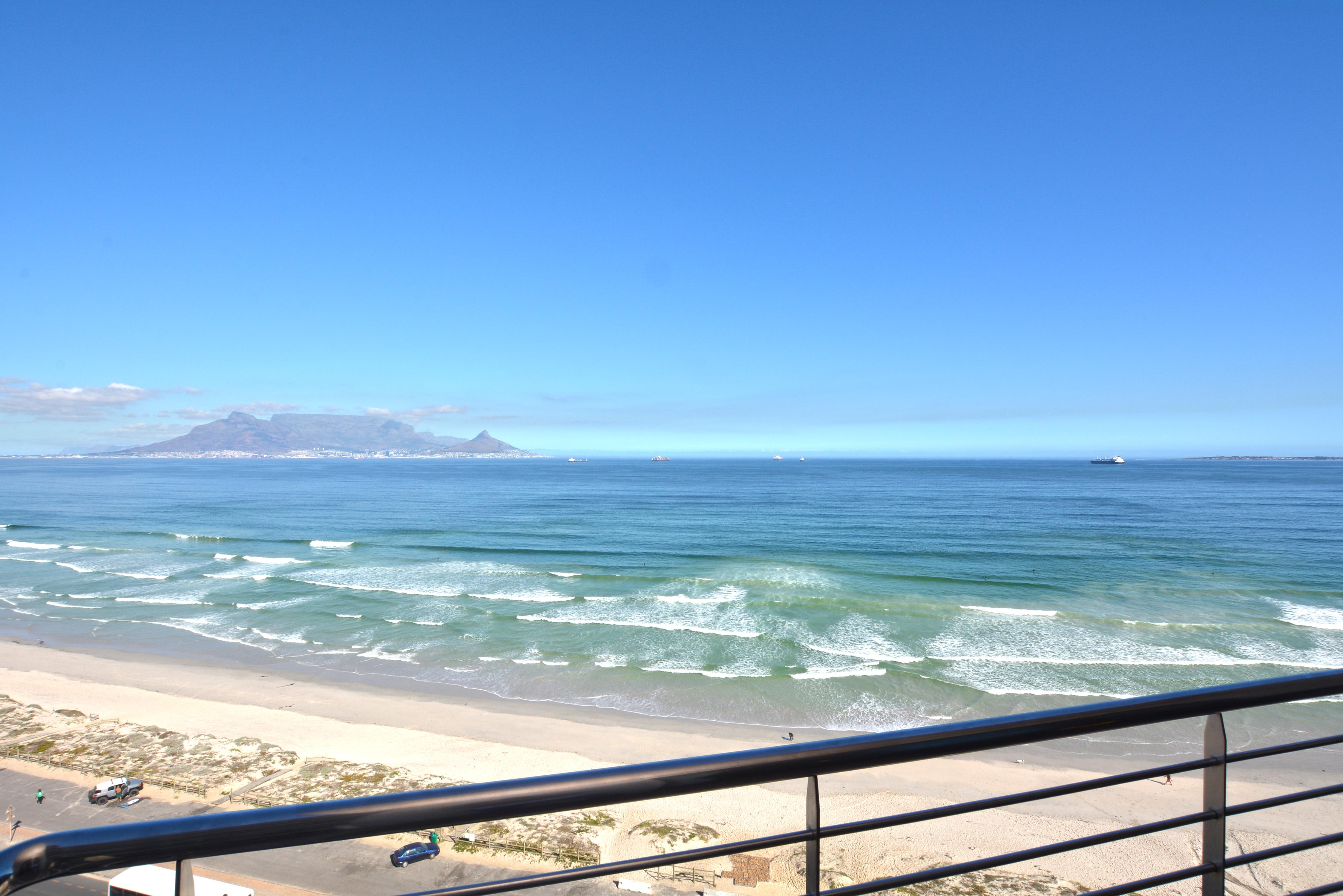 Blaauwberg Beach Hotel Bloubergstrand Exterior foto