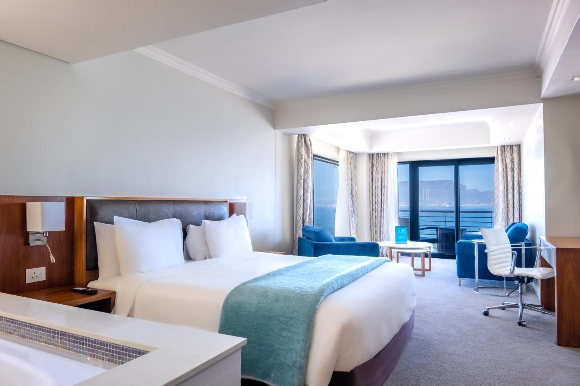 Blaauwberg Beach Hotel Bloubergstrand Exterior foto
